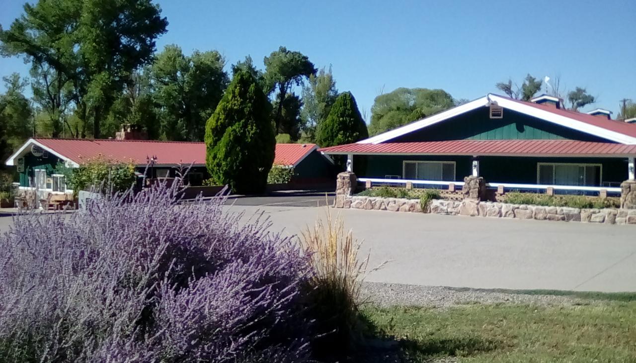 Redwood Arms Motel Paonia Exterior photo